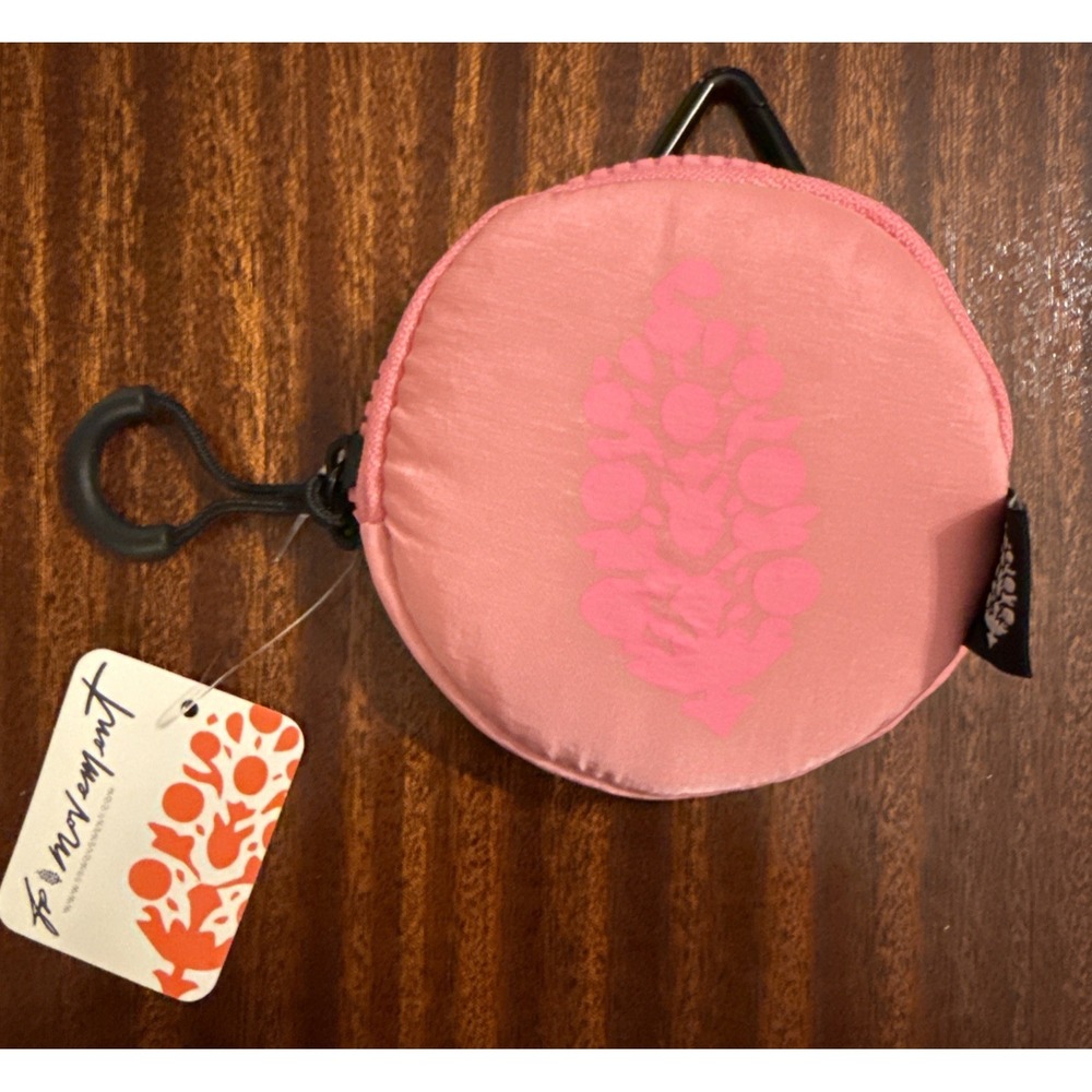 Free People Movement Essentials Only Circle Clip On Pouch Sold Out Hibiscus